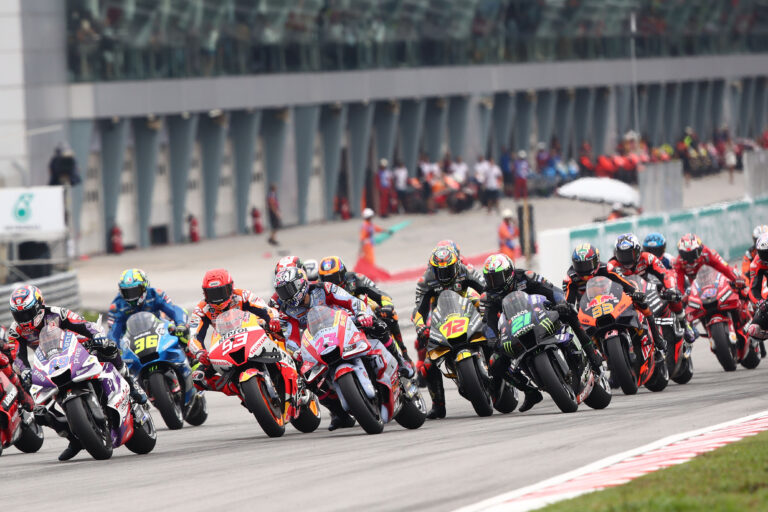 Bagnaia triumfem v Malajsii sahá po titulu mistra světa! Quartararo třetím místem odkládá oslavy Ducati do Valencie