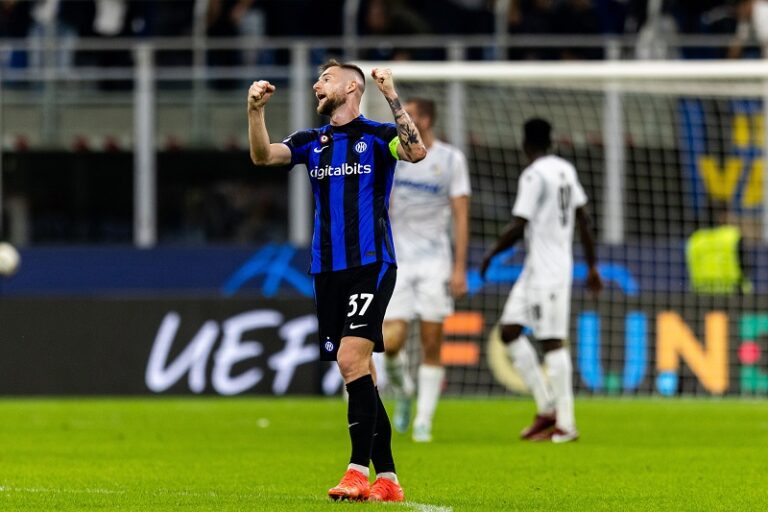 VIDEO: Červená na rozloučenou? Škriniar trefil hlavu soupeře, Inter padl