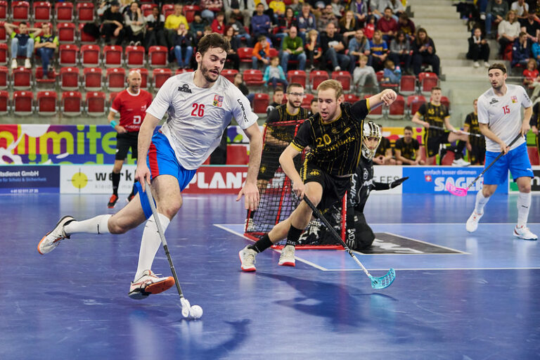Zkažený závěr výhru nezhatil. Češi porazili Německo a míří rovnou do čtvrtfinále