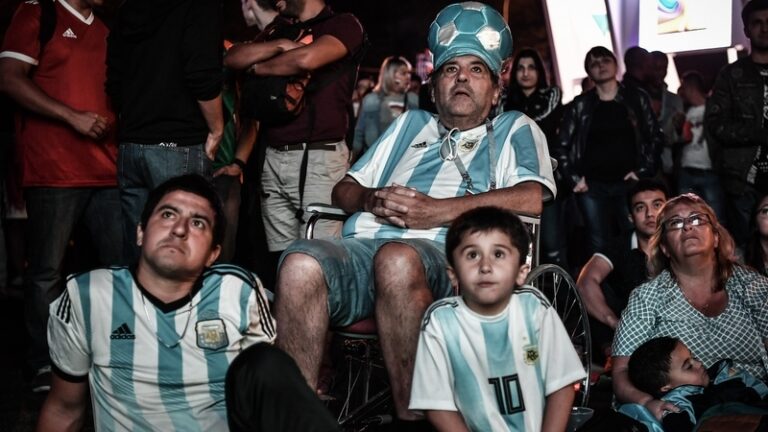 Katarská sobota: Argentina má cestu vymetenou, Nizozemsko vs. USA aneb Souboj opačných stylů