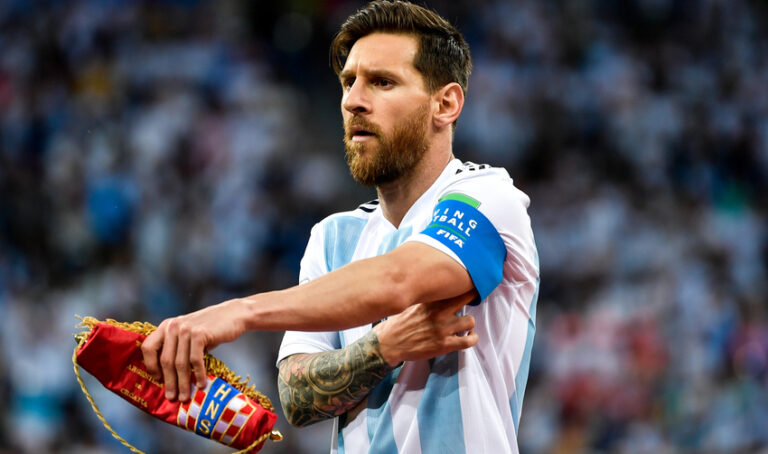 Proč je Messi lepší než Maradona? Souboj argentinských bohů vyznívá lépe pro toho mladšího