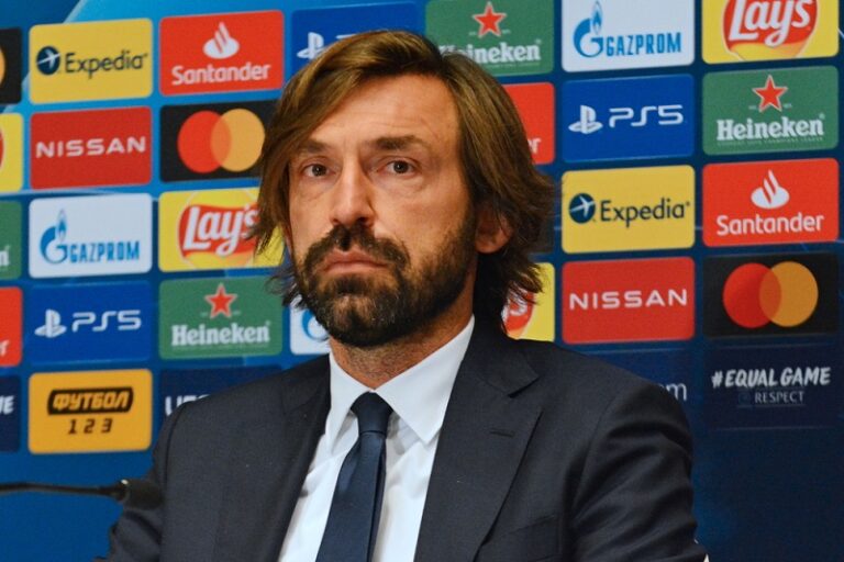 Pirlo má před sebou velkou výzvu! Stává se novým koučem Sampdorie. Dovede klub z Janova zpět do první ligy?