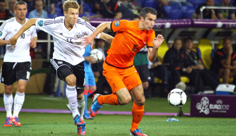 Před 9 lety: Létající Holanďan van Persie aneb Jeden z nejhezčích gólů MS