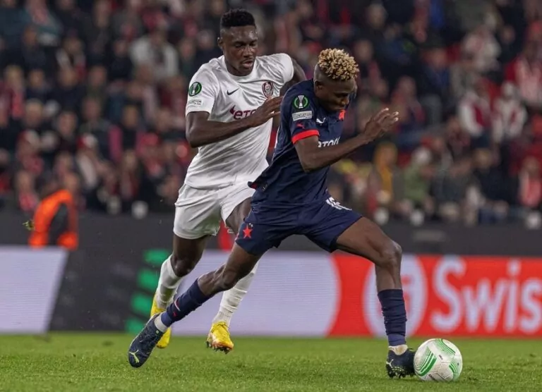 Přestup v troskách? Yeboah Slavii neposílí, neprošel zdravotní prohlídkou