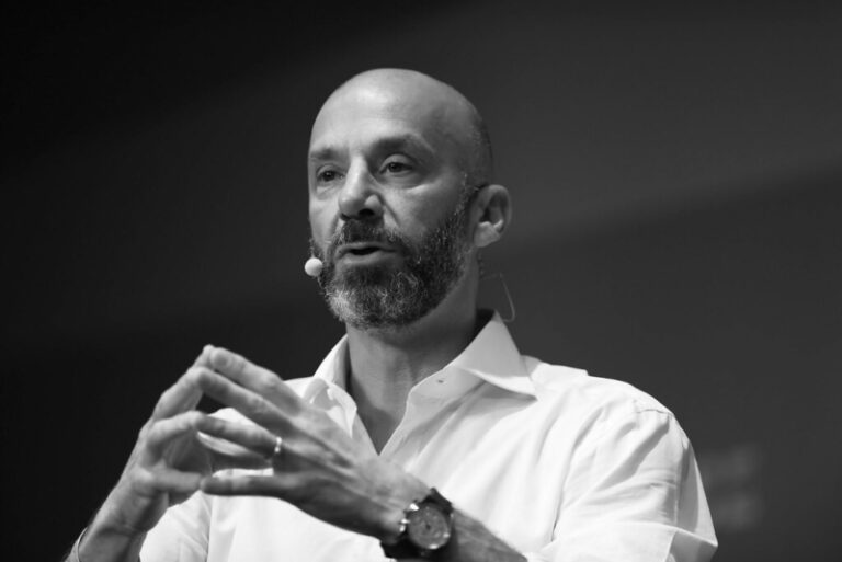 Italská legenda a bývalý hráč Chelsea Gianluca Vialli zemřel na rakovinu slinivky