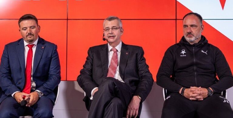 Nikam! Slavia odmítla nabídku z Premier League, Tvrdík chce minimálně půl miliardy