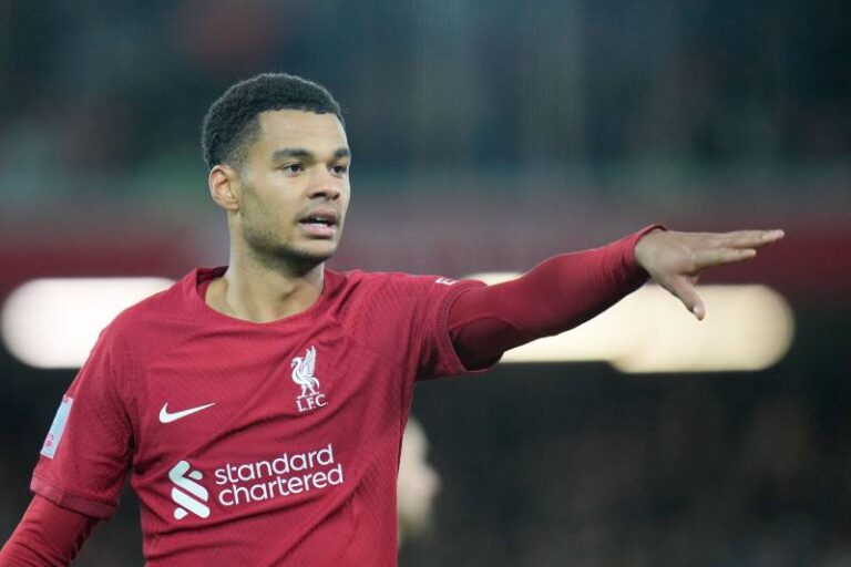 Van Nistelrooy o Gakpovi: Chtěl jsem, aby přestoupil do United! Kouč PSV označil Liverpool za desetkrát menší klub