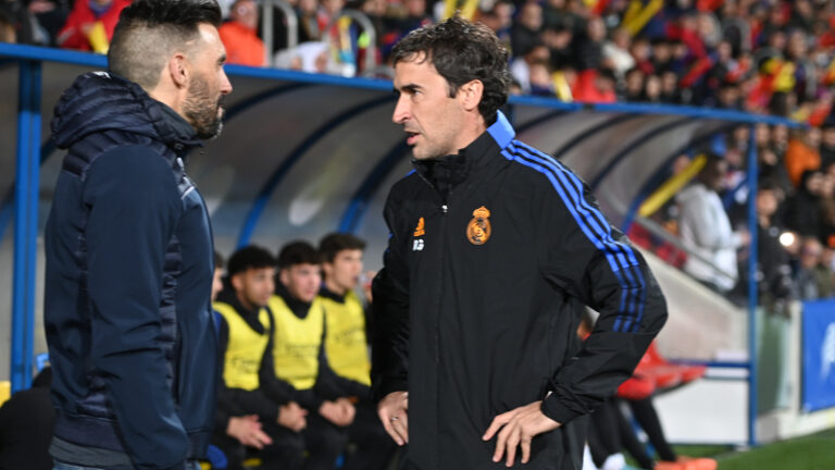 Legenda Realu Madrid Raúl vede B-tým k postupu a chystá se převzít A-tým. V čem je speciální?
