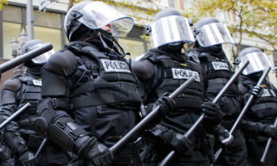 Policie, fanoušci, nepokoje