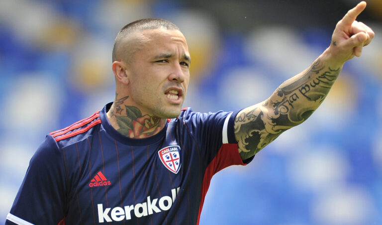 Nainggolan? Když před něj dáte 8 panáků, všechny je vypije, je to kriminálník, říká bývalý ředitel AS Řím