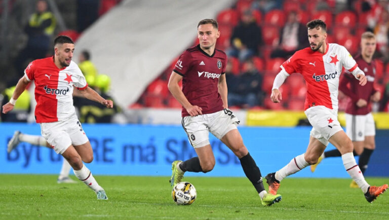 Šenkeřík: Věřím, že Slavia vyhraje a Spartu předskočí. Koho by dal na hrot a jak důležitý bude Zafeiris?