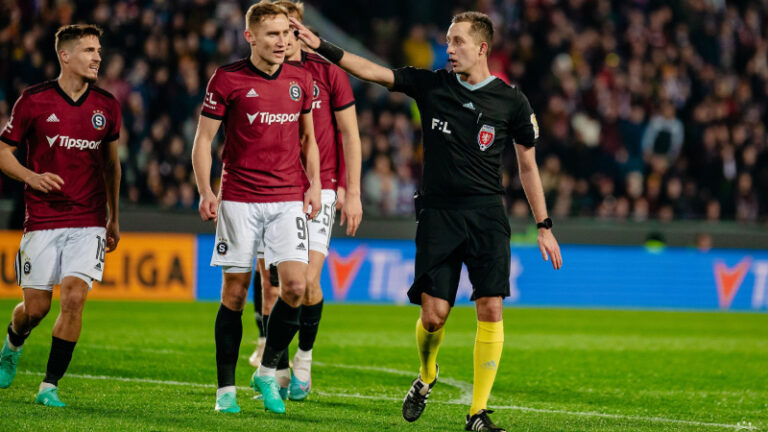 Pardubice měly na Spartě kopat penaltu a Kairinen měl být vyloučen, rozhodla komise rozhodčích
