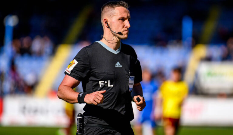 Šenkeříkovo oko: Proč nebyl VAR na všech zápasech? Je to výsměch menším klubům! Řeší se víc rozhodčí než fotbal