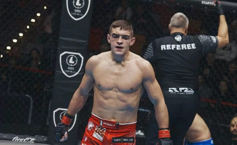 Mawar si vyhlédl dalšího soupeře v Clash of the Stars? Růžička cílí na o 50 kg těžšího soupeře a vyzývá jej na souboj! Jak zareaguje Le Sy?