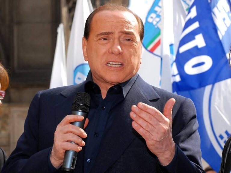Na počest Berlusconiho: AC Milán vydal video dokumentující zlatou éru, Monza chce přejmenovat svůj stadion