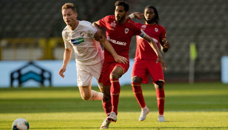 VIDEO: Neuvěřitelné poslední kolo belgické ligy. Od 89. minuty se v čele tabulky vystřídaly tři týmy