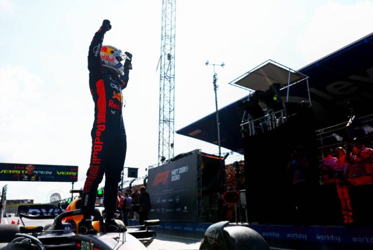 Dvě havárie, Hamilton nepostoupil do Q3, Ferrari píše další tragédii! Kdo do VC Nizozemska vyjede z pole position?