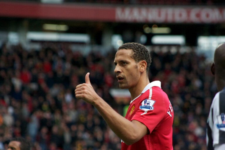 Od baletu po legendu Premier League. Rio Ferdinand se v Manchesteru United zapsal mezi nejlepší obránce všech dob, dvakrát přepsal historii