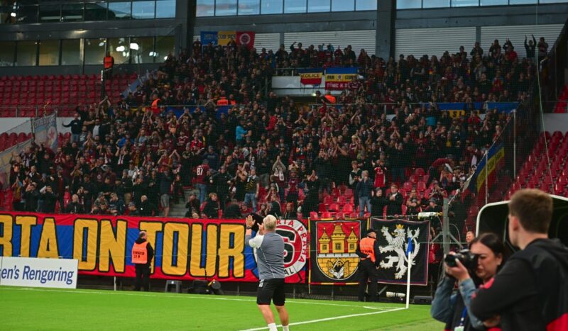 Sparta dostává od fanoušků naloženo: Odevzdaný výkon a klauniáda! Aspoň vidíte, jak vypadá fotbal v Evropě. Jaké jsou reakce na prohru s Dinamem?