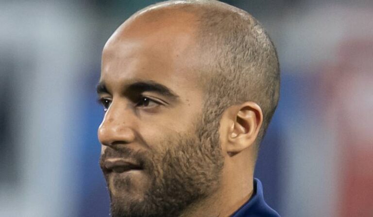 VIDEO: Bývalý hráč Tottenhamu Lucas Moura vstřelil kontroverzní gól a poslal São Paulo do finále Copa do Brasil