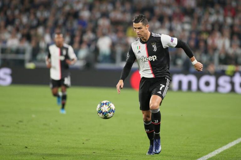 Po Bonuccim taky Cristiano Ronaldo! Hvězdný Portugalec podá žalobu na Juventus