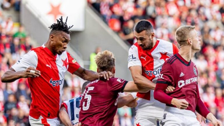Nedělní derby z pohledu fotbalu. Kteří hráči byli nejlepší?