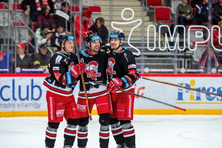 Hvězdy Kladna jako historické památky? Olomouc vtipně a povedeně láká na první kolo extraligy, fanoušci se baví