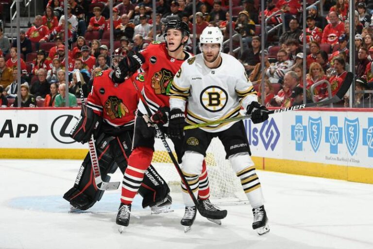 Zacha rozhodl o vítězství Bostonu! Podívejte se na jeho šikovnou trefu, Bruins jsou i nadále stoprocentní