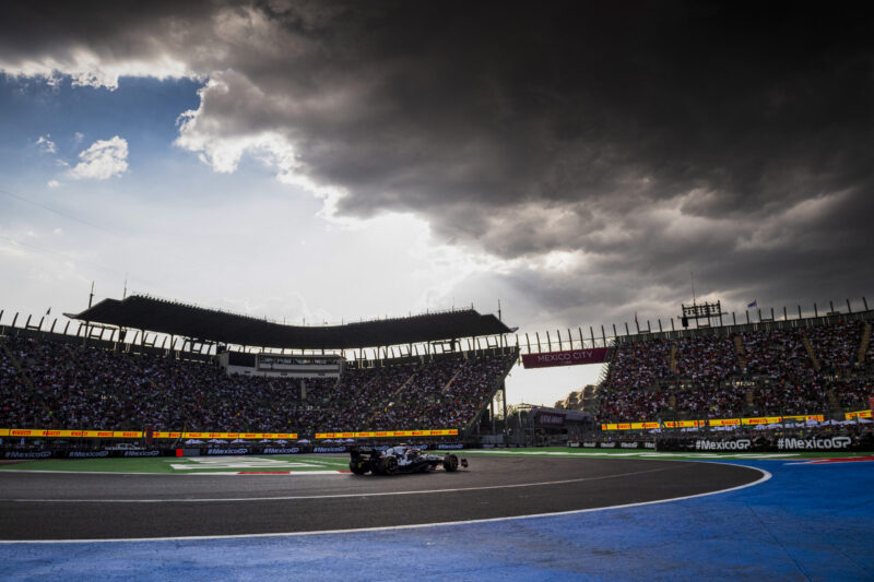 Severní Amerika svědčí Ferrari, Ricciardo v Mexico City opět zazářil. Jak dopadla kvalifikace na Velkou cenu Mexika?