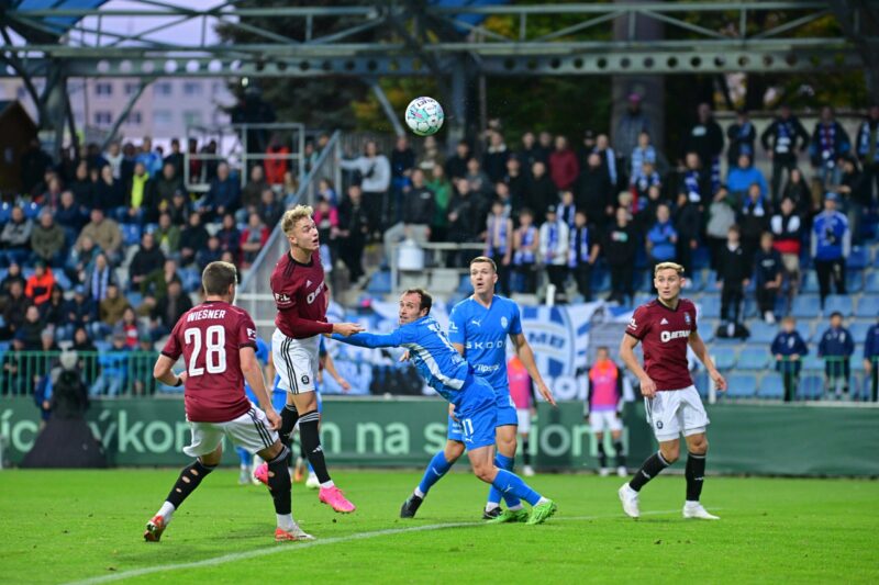 Sparta v Mladé Boleslavi hrubě chybovala a připsala si první porážku sezony! Slavia tak může jít do čela tabulky