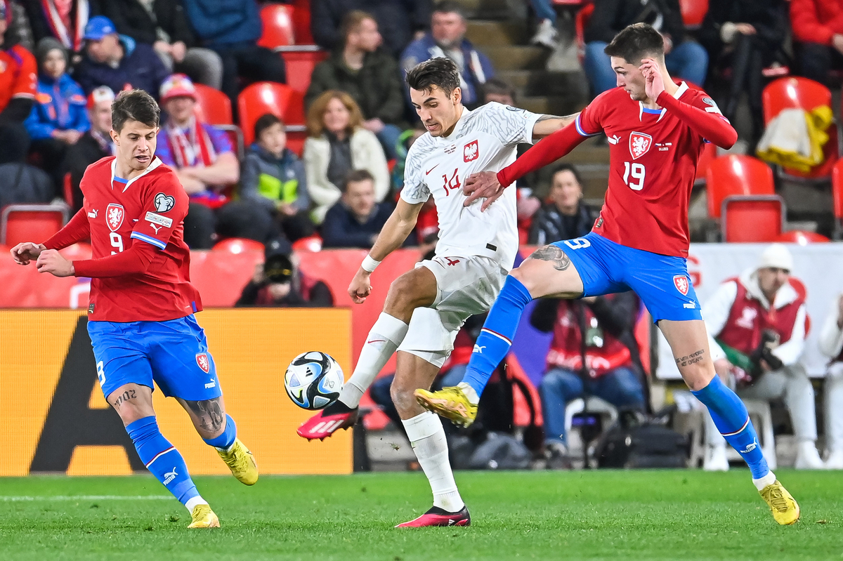 VIDEO: Hložek se v dresu Hoffenheimu poprvé zapsal do gólových statistik. Z Frankfurtu ale i přesto odjížděl s prázdnou