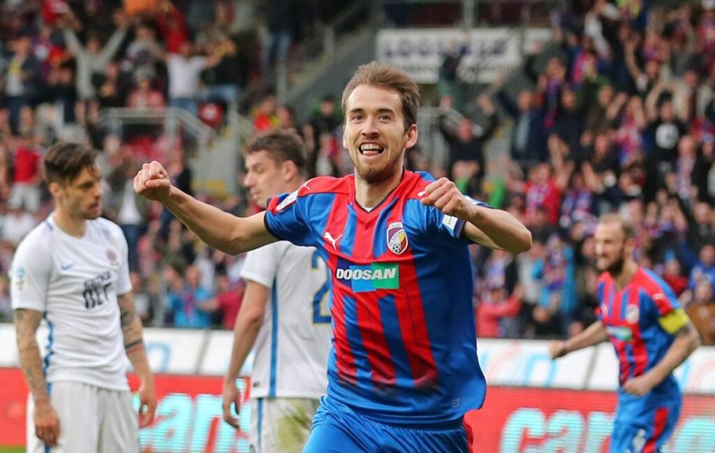 Horava, Viktoria Plzen