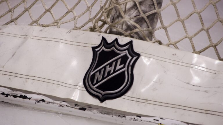 Hintz brankou v prodloužení dokonal hattrick, Ingram má čisté konto, Matthews na metě 30 branek v sezoně