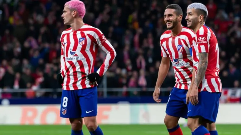 Griezmann uklouzl při penaltě, Atlético ale i tak postoupilo do semifinále poháru