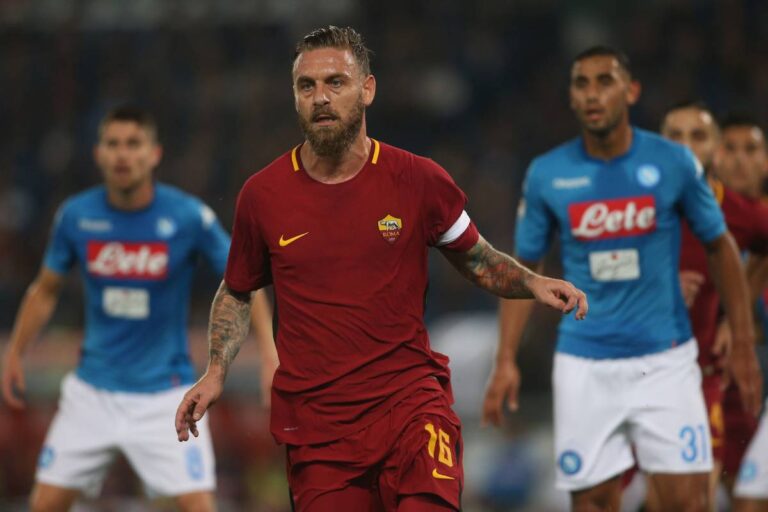 AS Řím bez trenéra dlouho nezůstal. Klub po vyhazovu Mourinha potvrdil příchod legendy, kormidla se ujme De Rossi