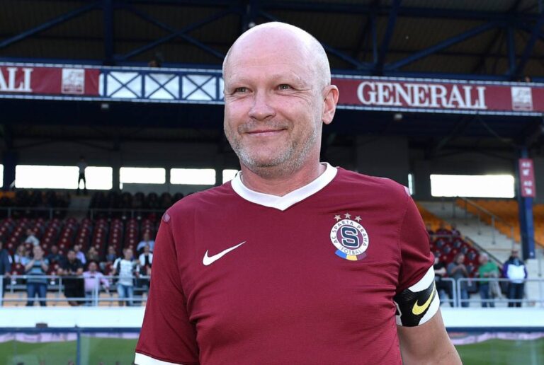 Hašek oficiálně přebírá reprezentaci! Český fotbal dosáhl obřích úspěchů, aniž bychom si to uvědomili. Jaké budou jeho první kroky?