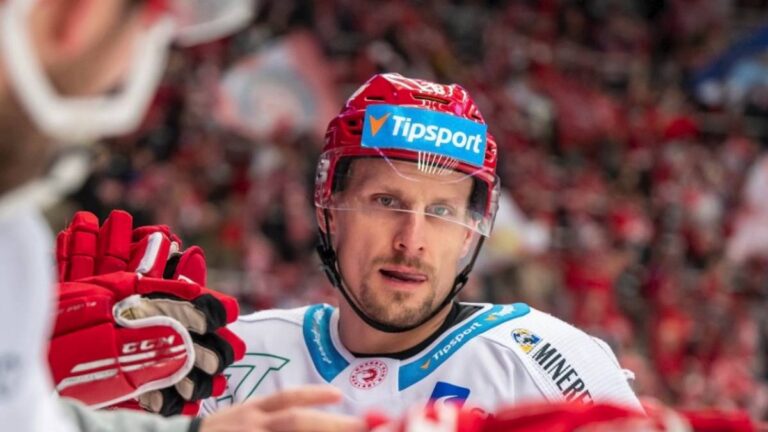 KHL přivábila dalšího slovenského reprezentanta. Do Lokomotivu Jaroslavl přichází bývalý hráč Třince a Pardubic