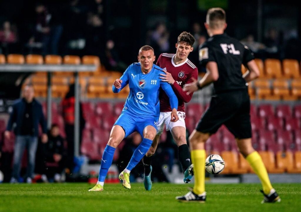 Ladislav Almási, Martin Vitík, FC Baník Ostrava, AC Sparta Praha