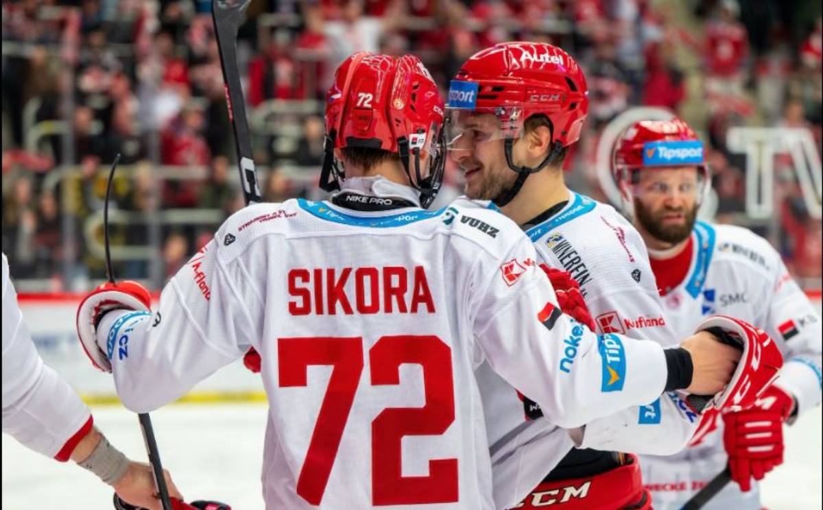 Děkuji fanouškům, večer jsem si užil! Třinecký Sikora reaguje na svůj první gól v extralize
