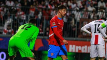 VIDEO: Hložek parádní ranou otevřel skóre s Černou Horou, pak musel střídat