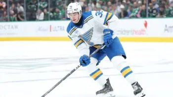 Pustí ho St. Louis? O Adama Jiříčka se zajímají další kluby NHL