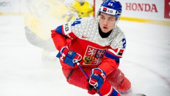 Návrat ve velkém stylu. Adam Novotný po přesunu z Vancouveru v OHL absolutně dominoval