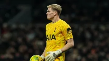 Hotovo! Antonín Kinský podepsal s Tottenhamem na 5 let a fanoušci Spurs slaví