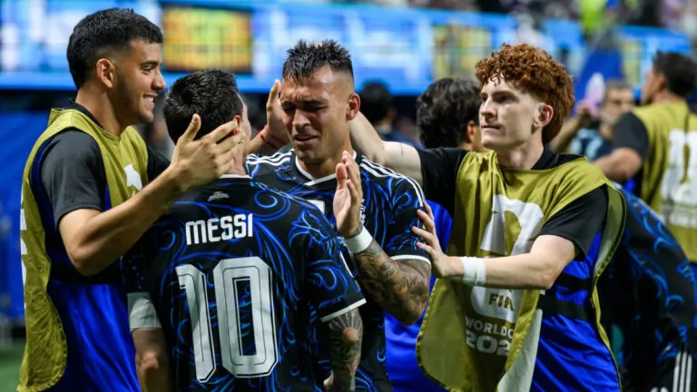Anglie – Argentina 1:2. Messi dvakrát asistoval a stále sní o druhém titulu mistra světa