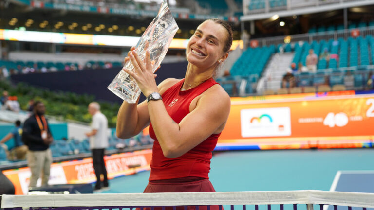 Sabalenka vládne kurtům jako nikdo od roku 2022 a oslnila focením pro Esquire