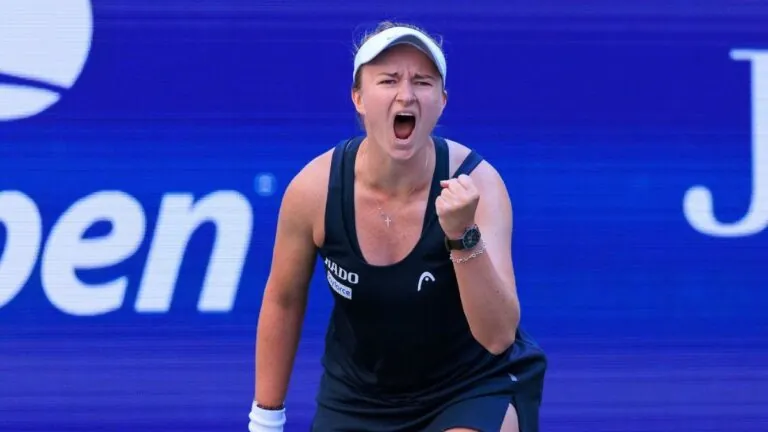 Krejčíková oslnila odvrácením osmi mečbolů a postupem do čtvrtfinále US Open