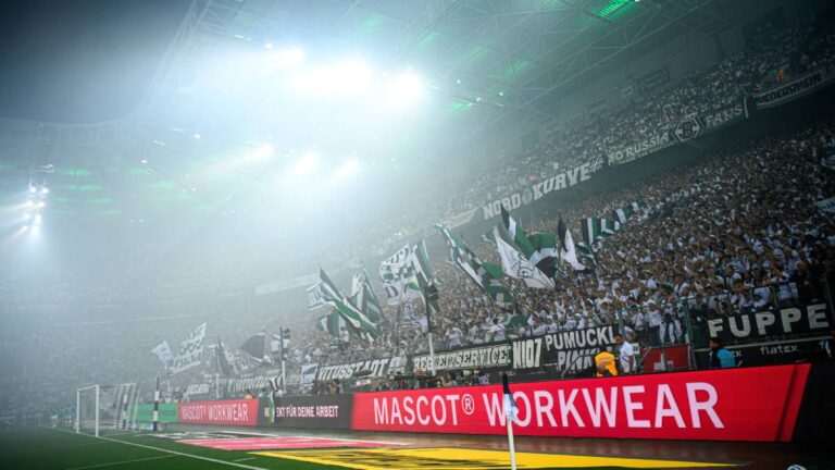 Dostane Čvančara konečně šanci? Jeho konkurent v Mönchengladbachu to schytává od fanoušků