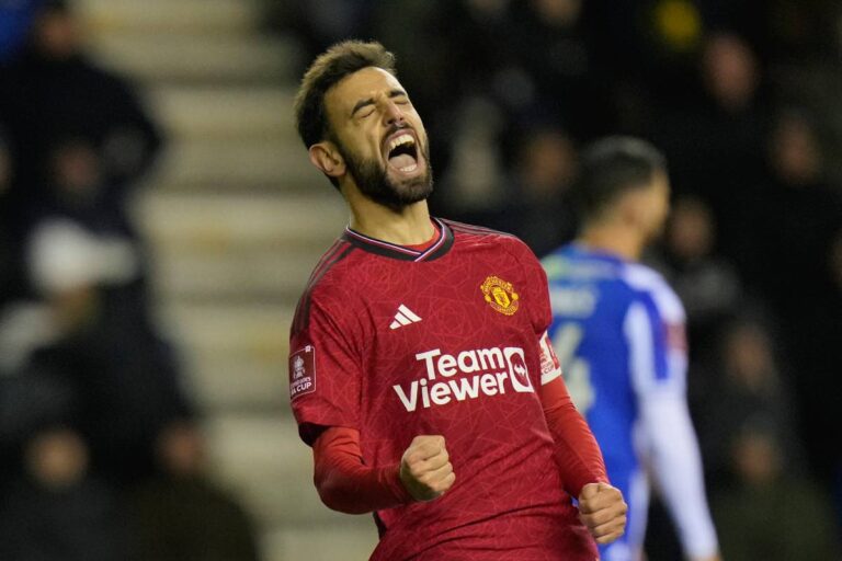 Manchester United ovládl přestřelku s Sheffieldem, kterému nastřílel 4 góly