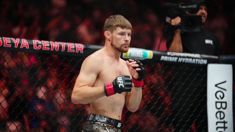 VIDEO: Další důkaz Mitchellova bláznovství. Hvězda UFC boxuje do mrtvého prasete