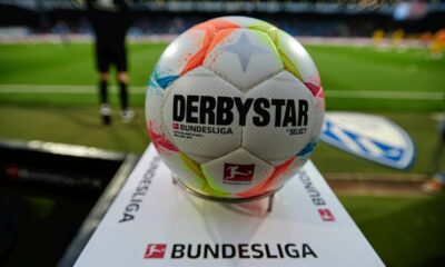 Bundesliga, míč